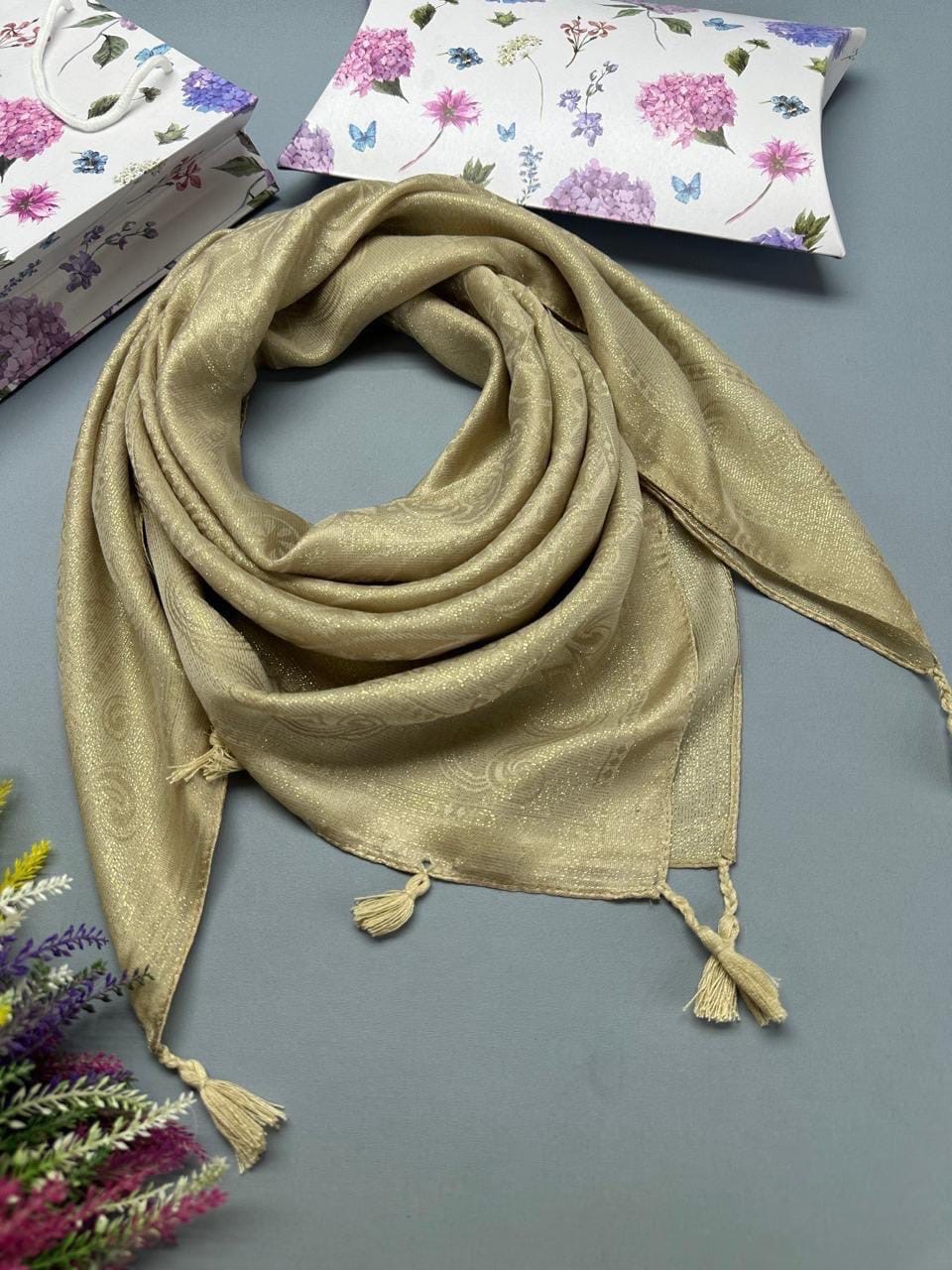 шарфы и платки,платки женские,женский шарф,платок палантин,платки шелк