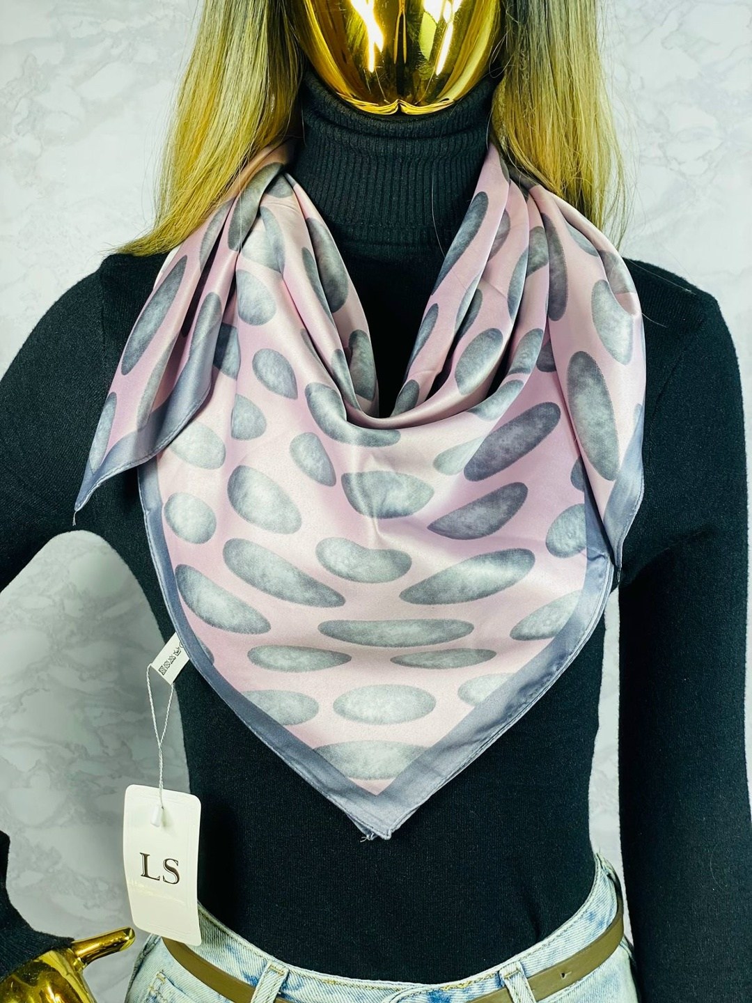 платки шелковые,платки тонки,платки шёлковы на шею,шелковый женский платок,женские платки