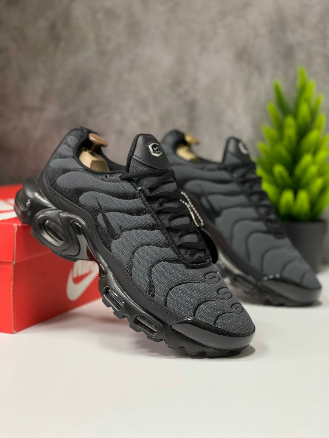 кроссовки nike air max plus tn,nike air max tn plus black,кроссовки nike air max tn plus мужские,кроссовки,nike air max tn plus