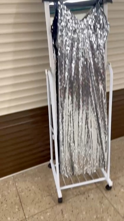 платья с пайетками,платья блестками,женское платье с блестками,платье бахрома,серебристое платье