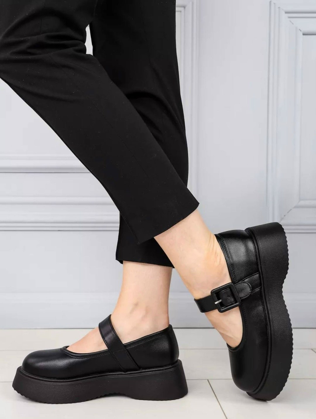 школьные туфли кожаные мэри джейн eiffelina,школьные туфли кожаные мэри джейн eiffelina цвет черный,туфли мэри джейн эконика,,школьные туфли классические кожаные мери джейн с ремешком abbeli