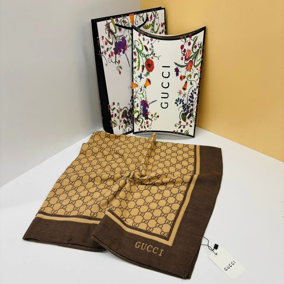 платок gucci,шарф gucci,платки гуччи,шарф гуччи,шарф гуччи женский