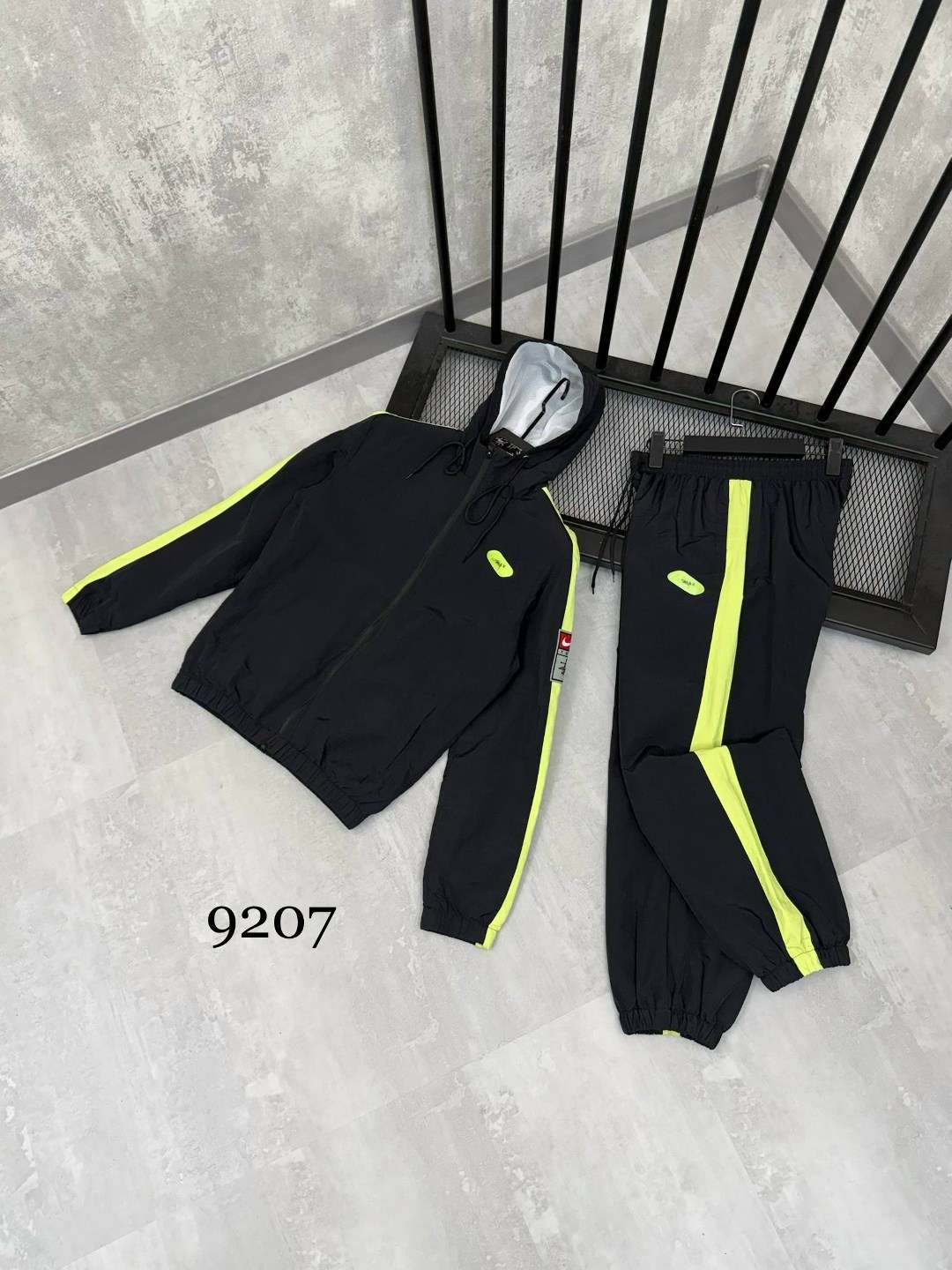 спортивный костюм nike,спортивный костюм nike tracksuit,спортивный костюм,мужские спортивные костюмы,спортивный костюм мужской nike