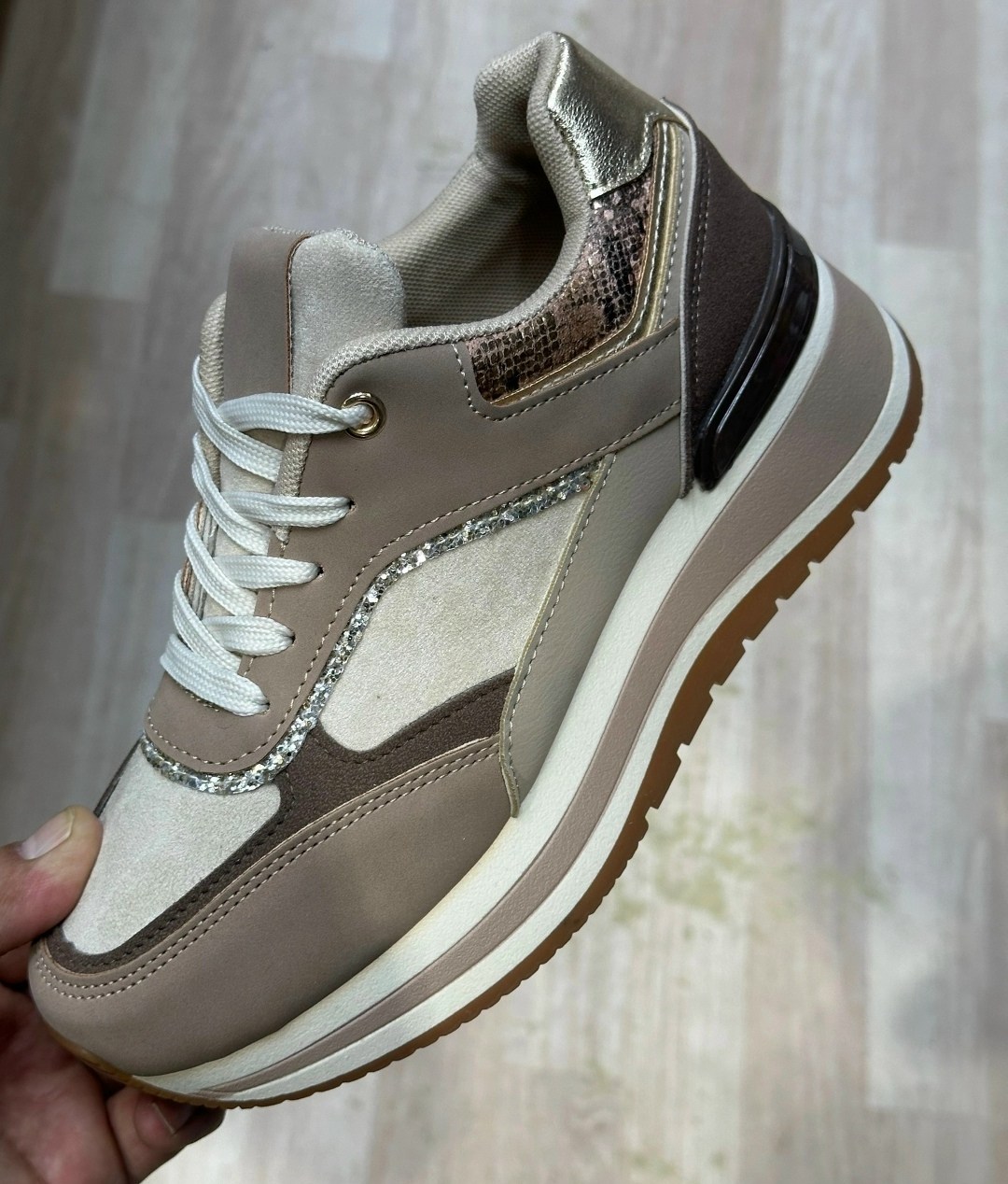 ,женские кроссовки,кроссовки для женщин,женская ,повседневные кроссовки