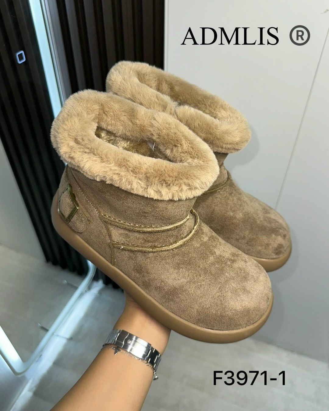 ,женская зимняя ,зимняя ,теплая , угги