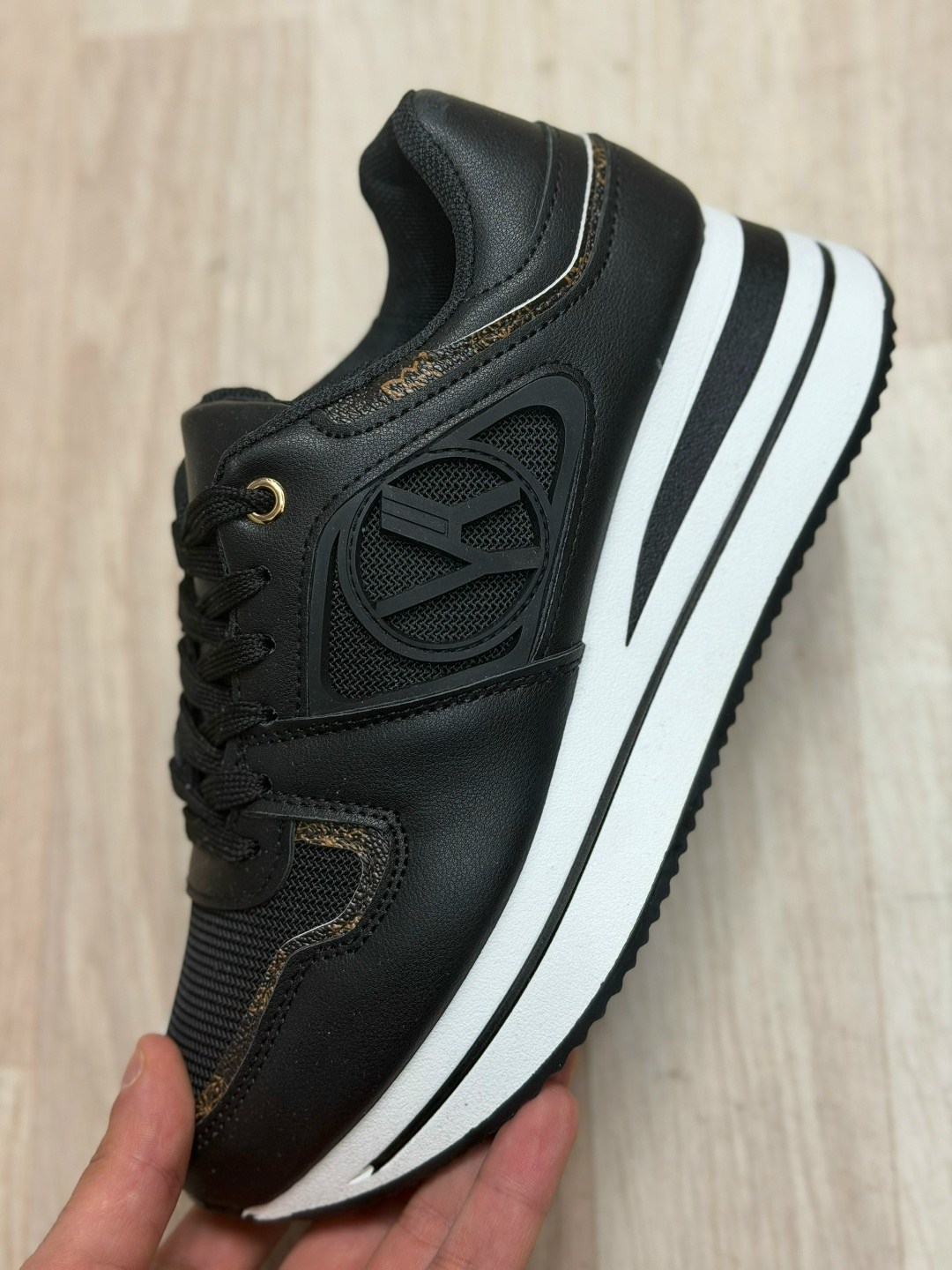 кроссовки женскиe,кроссовки,кроссовки кроссовки женские,кроссовки эко,кроссовки для женщин