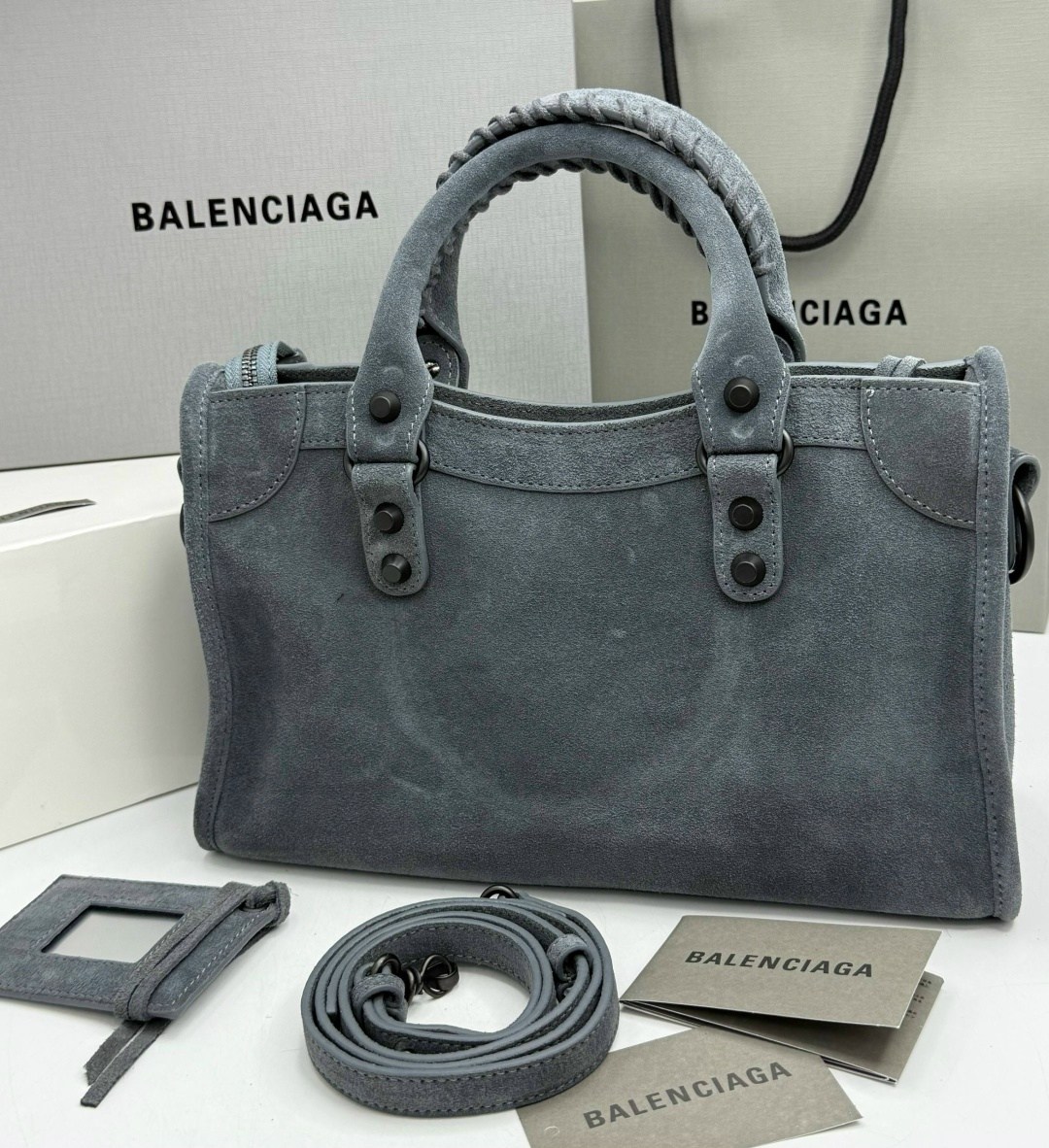 сумка balenciaga,balenciaga сумка женская,balenciaga bags,balenciaga city bag,сумка баленсиага классика