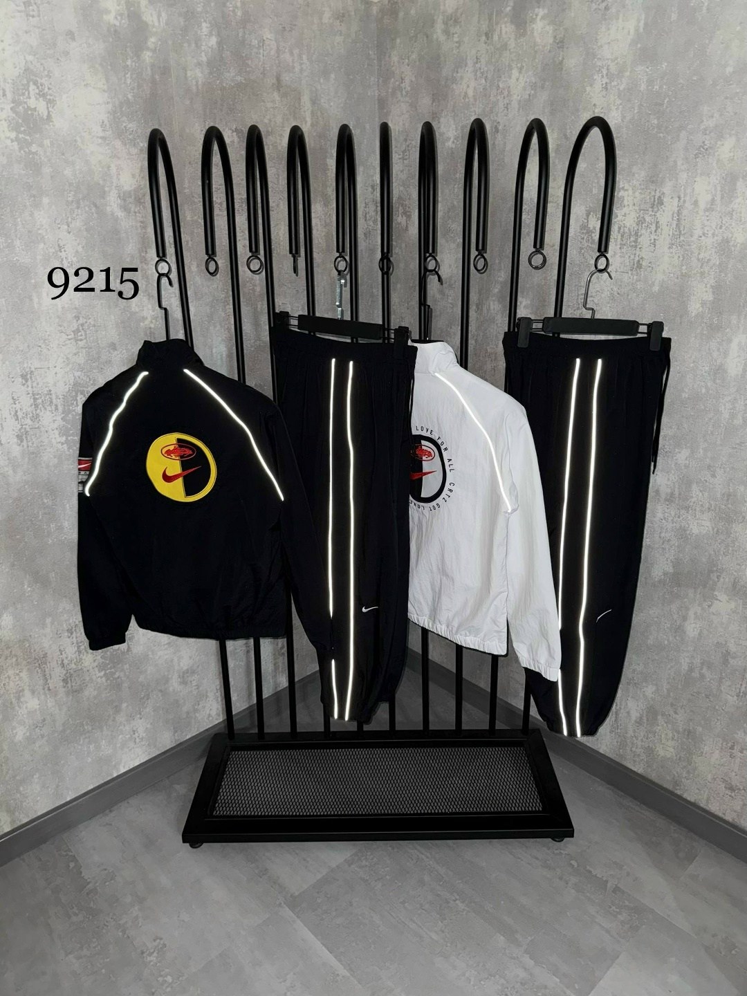 спортивный костюм мужской,спортивный костюм adidas,спортивный костюм,спортивный костюм hugo boss,спортивный костюм мужской спортивный костюм