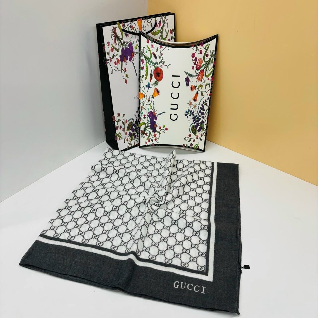 платок gucci,шарф gucci,платки гуччи,шарф гуччи,шарф гуччи женский