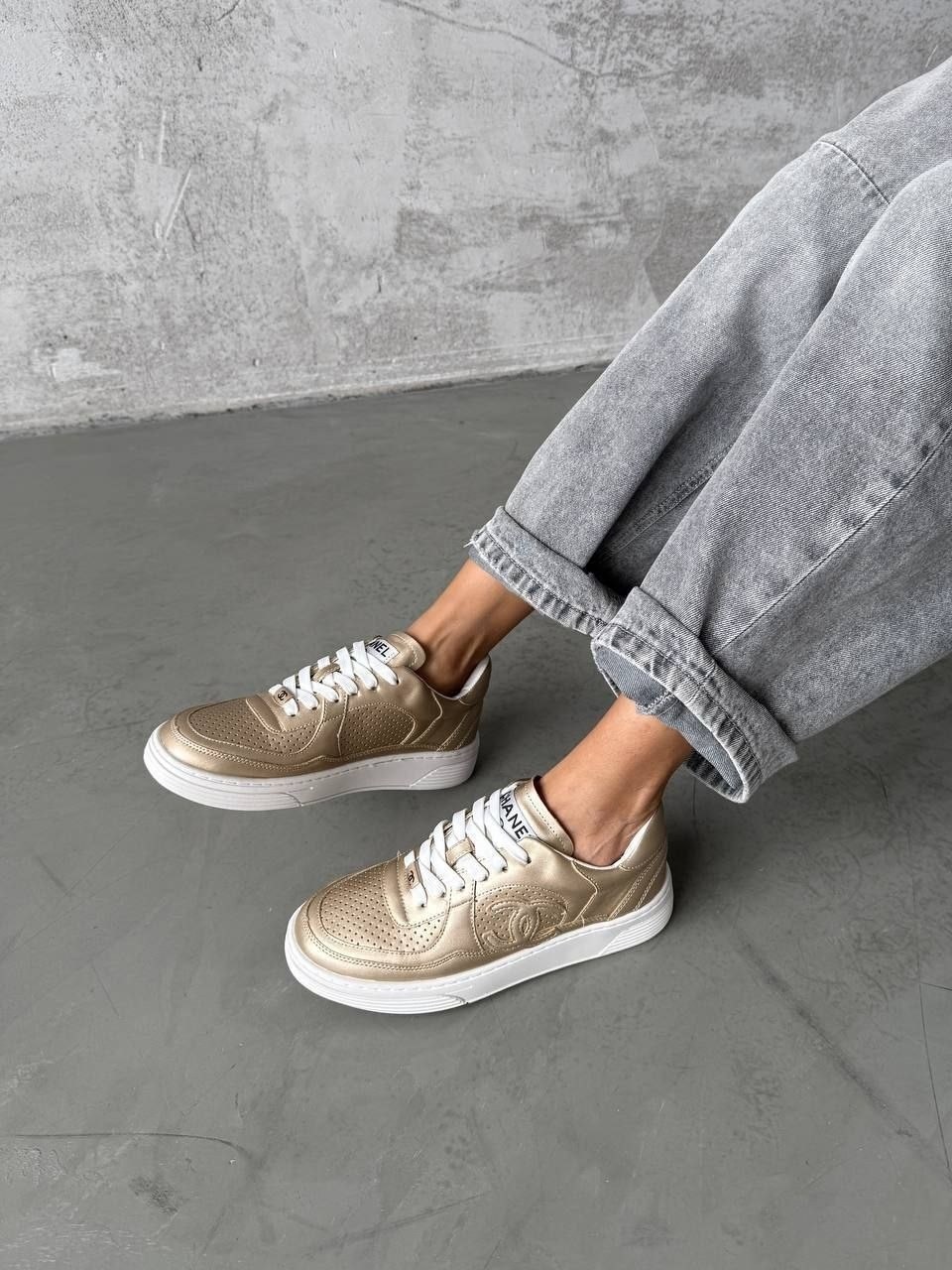 ,кроссовки женскиe,кроссовки женские белые,белые кроссовки,спортивная