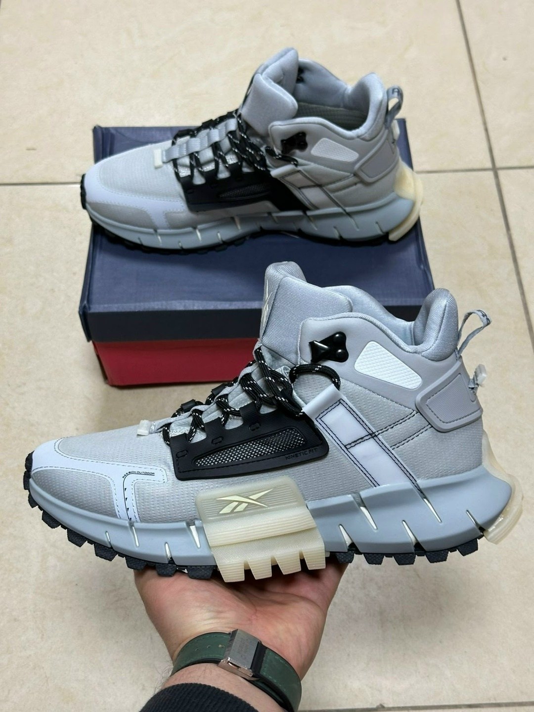 кроссовки reebok zig kinetica edge,кроссовки reebok zig kinetica,кроссовки мужские reebok zig kinetica edge,кроссовки reebok zig kinetica edge цвет серый,кроссовки reebok