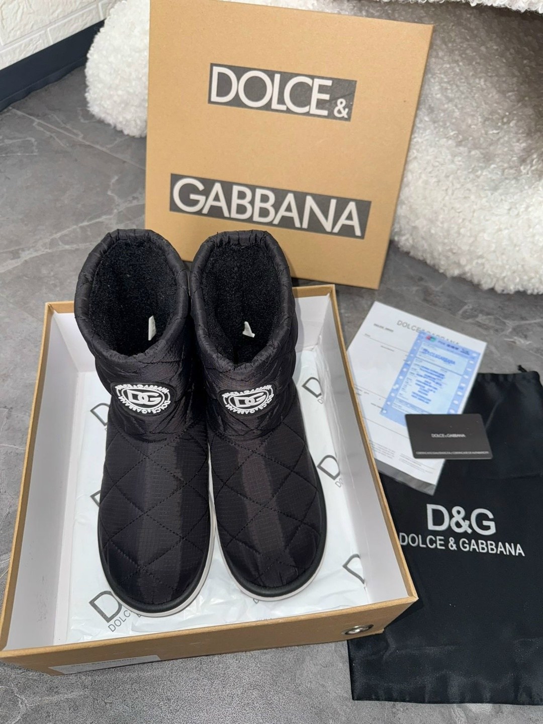 женские дутики,женские угги,,дутики зимние женские,стеганые угги шанель