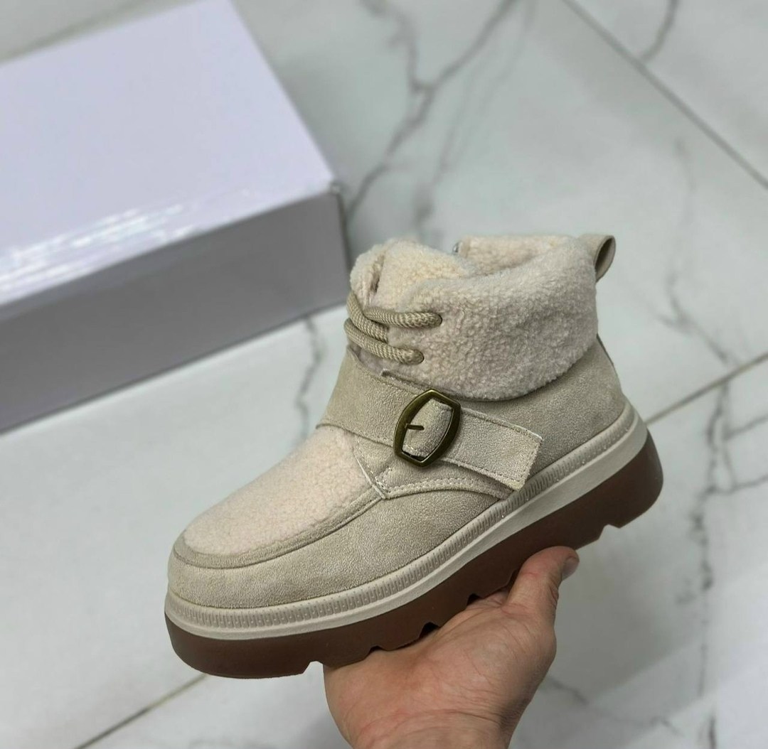 ,женская зимняя ,зимние женские угги,женские угги,угги