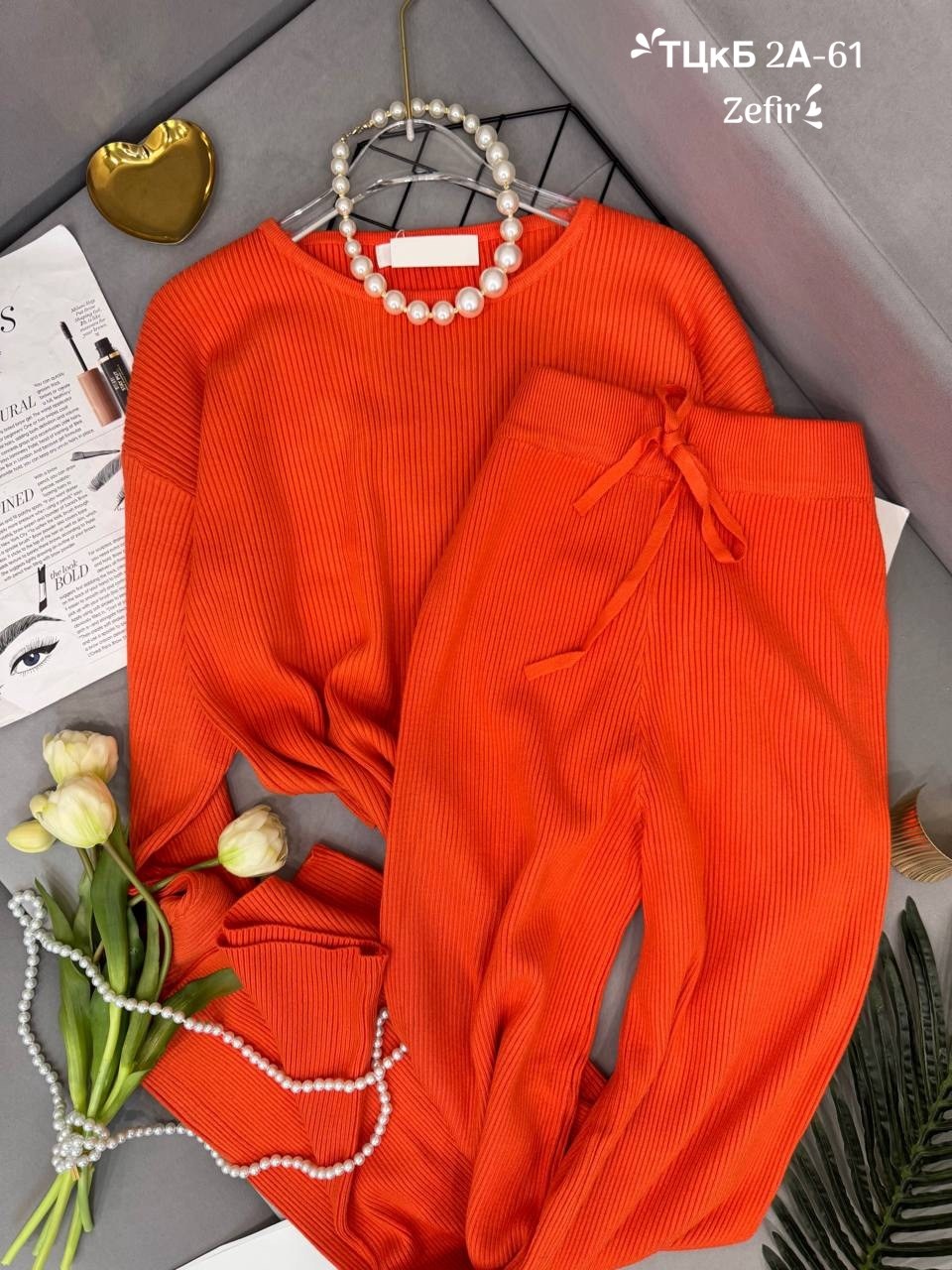 трикотажные костюмы,оранжевый костюм,трикотажные костюмы женские,вязаные костюмы,костюм с брюками