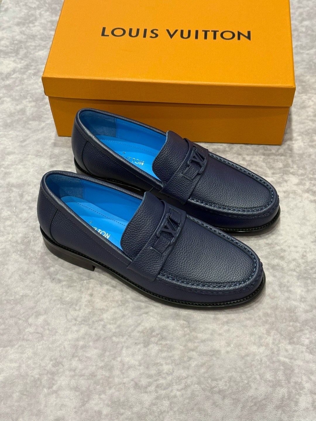 мокасины мужские луи виттон,кожаные мокасины louis vuitton синего цвета,мокасины louis vuitton мужские,мужские кожаные мокасины louis vuitton 2025-2025 черные,лоферы louis vuitton