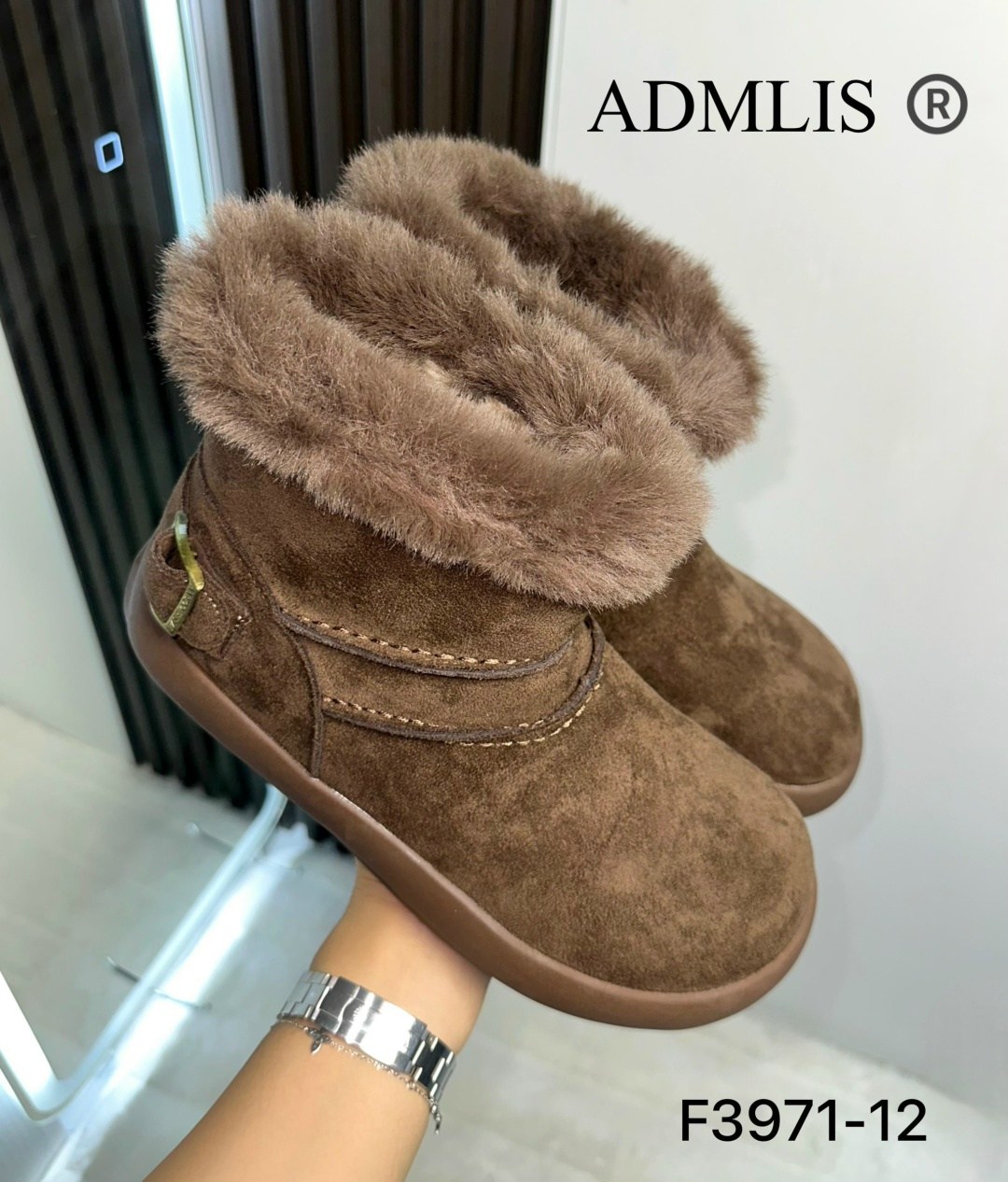 ,женская зимняя ,зимняя ,теплая , угги