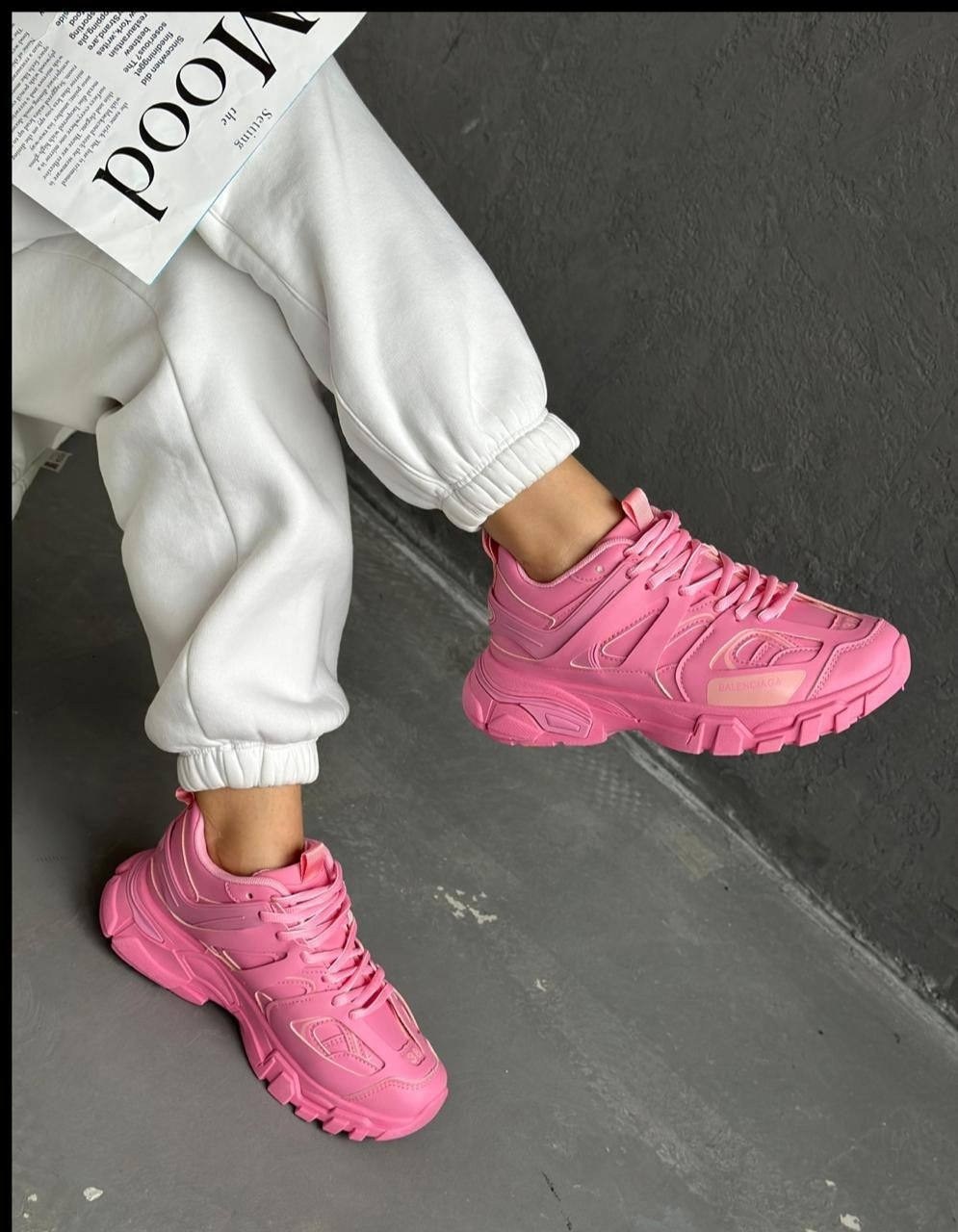 женские кроссовки balenciaga,кроссовки женские розовые удобные balenciaga,женские кроссовки,розовые кроссовки,розовые кроссовки баленсиага