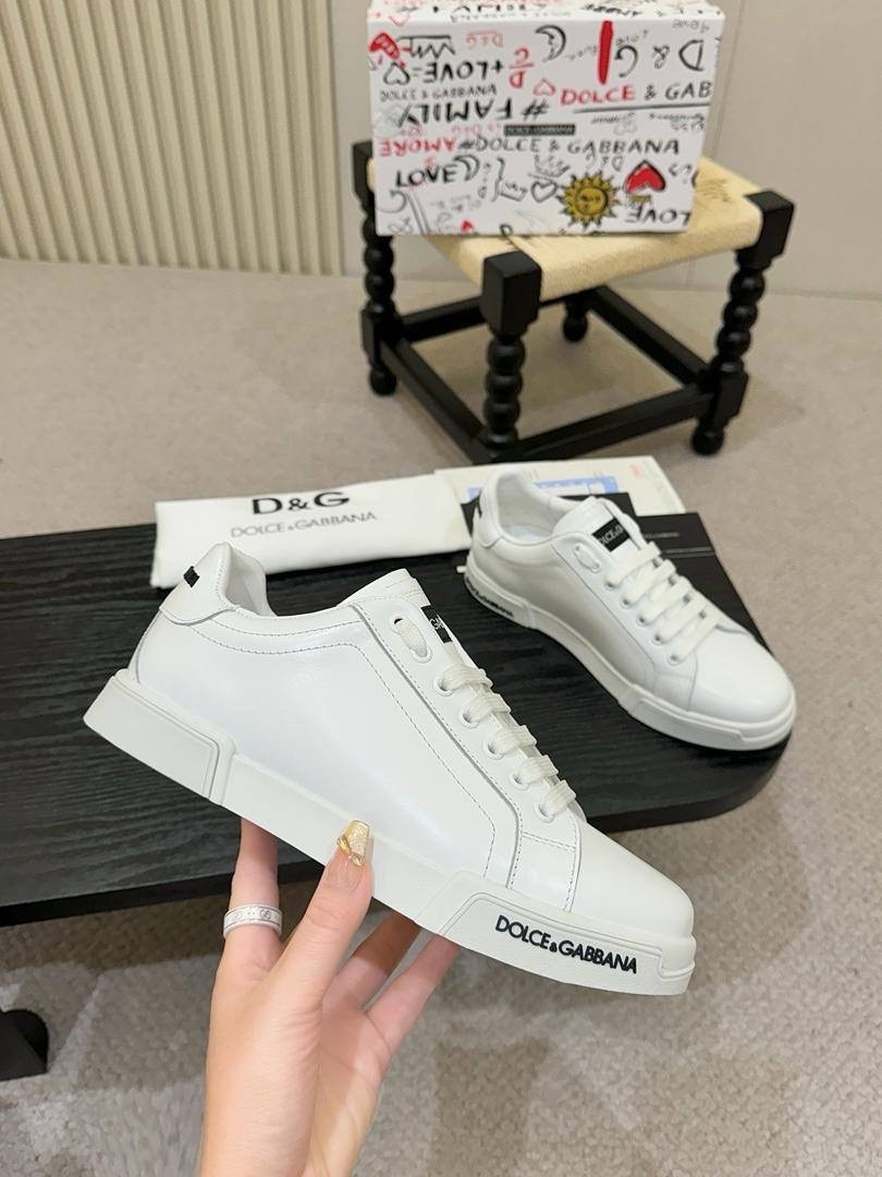 кожаные кроссовки белого цвета dolce & gabbana portofino,кроссовки дольче габбана мужские белые,кроссовки dolce&gabbana,женские кожаные кроссовки dolce&gabbana portofino белые,кеды дольче габбана мужс