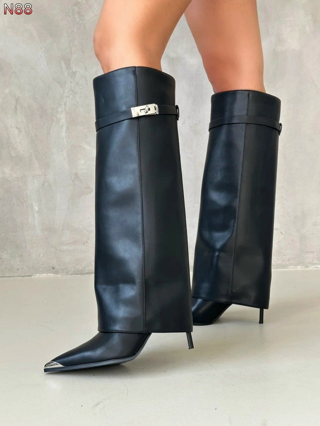 сапоги givenchy,женские сапоги givenchy кожаные черные,женские сапоги givenchy кожаные черные lm-16170,сапоги живанши,сапоги