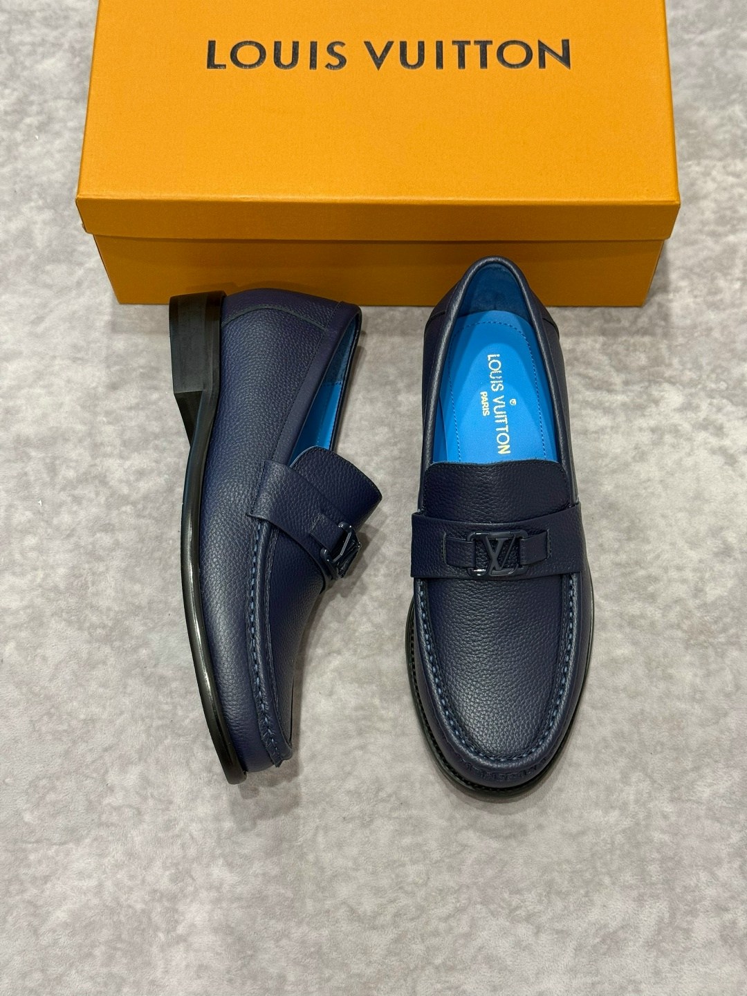 мокасины мужские луи виттон,кожаные мокасины louis vuitton синего цвета,мокасины louis vuitton мужские,мужские кожаные мокасины louis vuitton 2025-2025 черные,лоферы louis vuitton