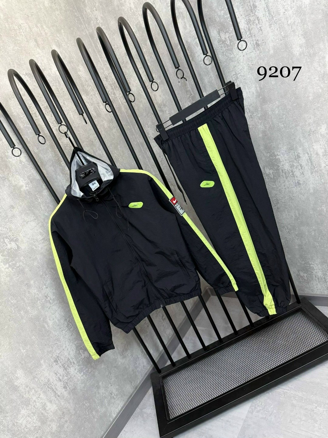 спортивный костюм nike,спортивный костюм nike tracksuit,спортивный костюм,мужские спортивные костюмы,спортивный костюм мужской nike