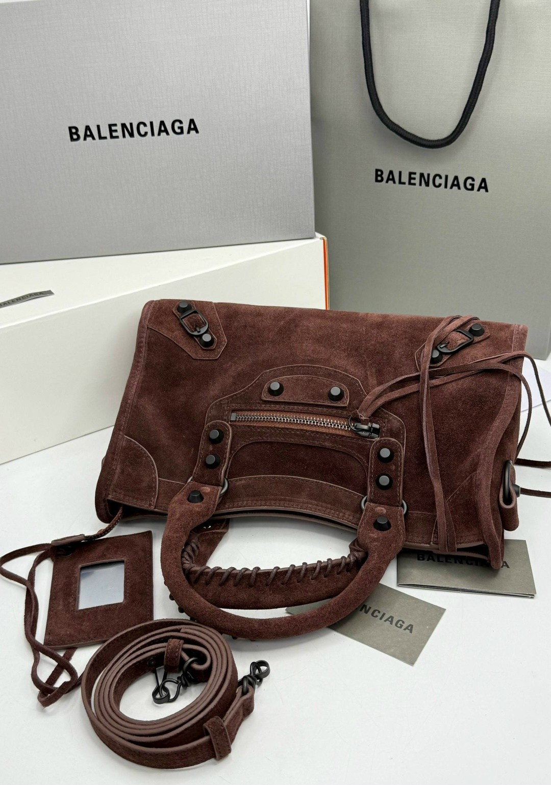сумка balenciaga,balenciaga сумка женская,balenciaga bags,balenciaga city bag,сумка баленсиага классика