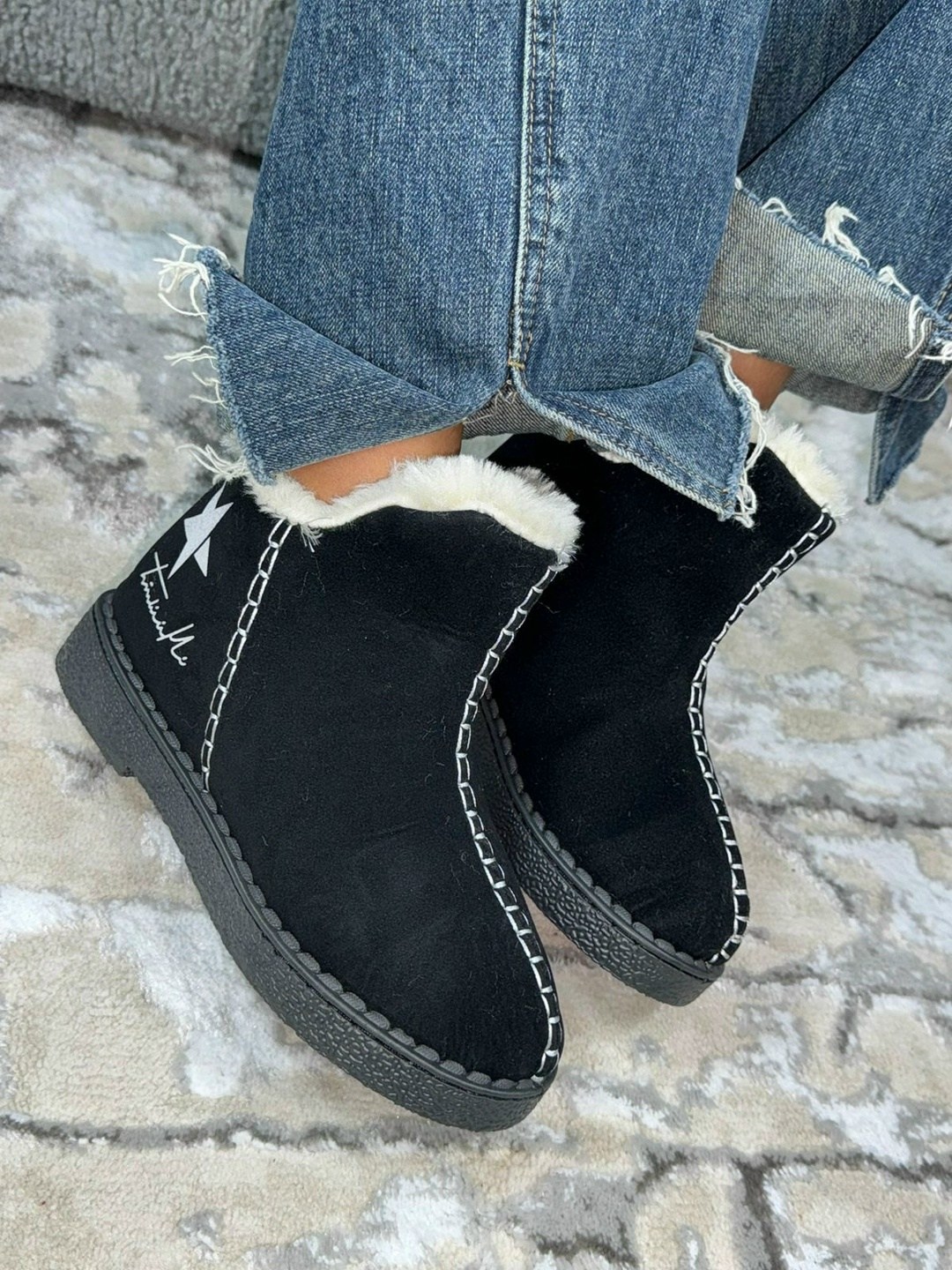 женские угги,,угги женские зимние,модные угги,зимняя  женская