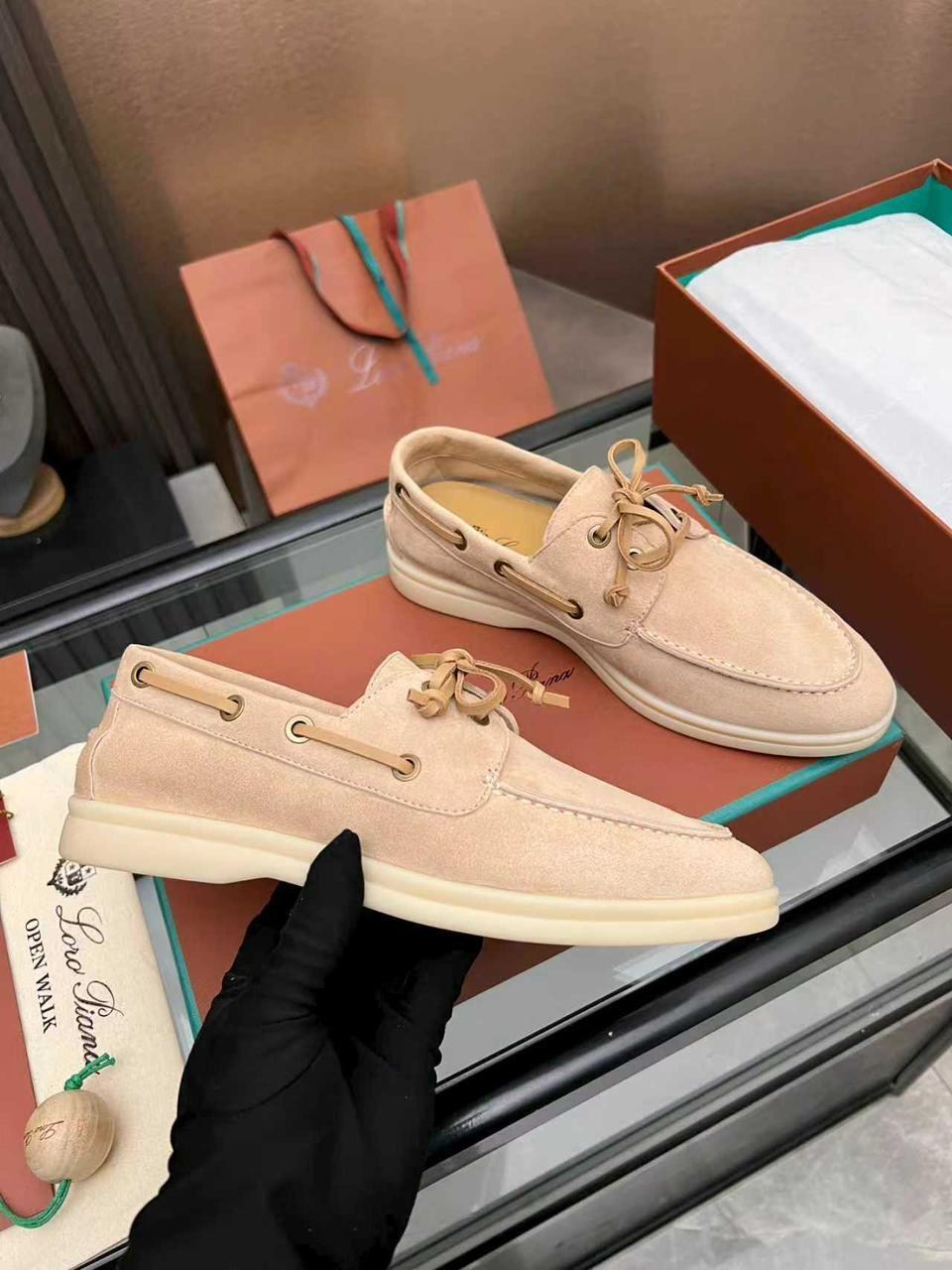 ,замшевые лоферы loro piana,loro piana лоферы,лоферы мужские loro piana,мокасины лоферы