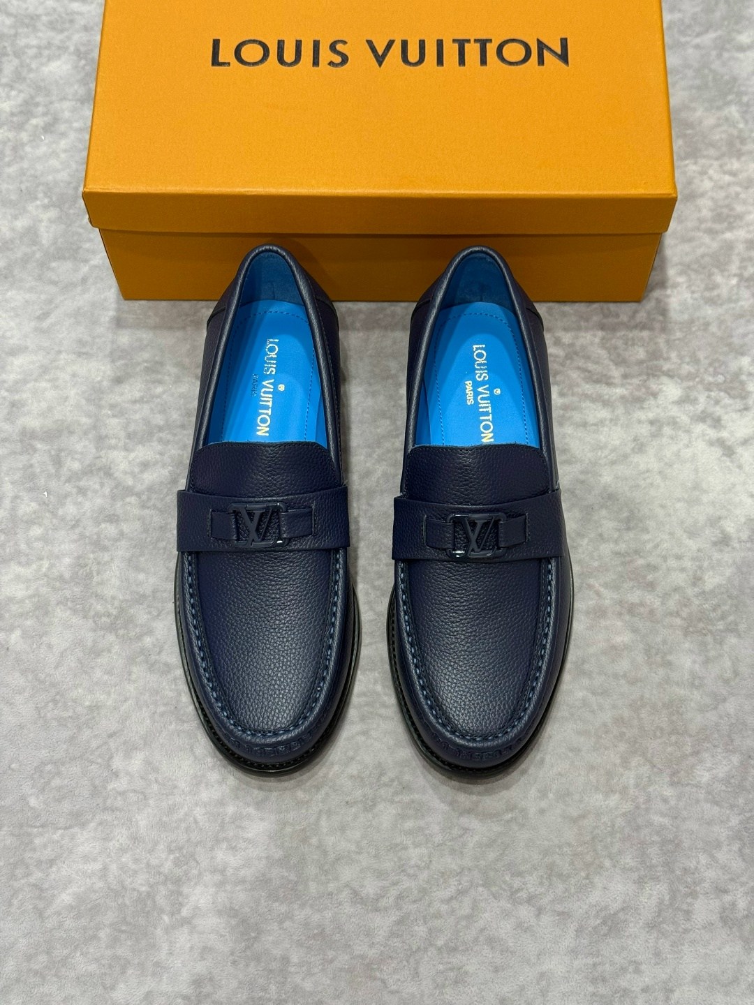 мокасины мужские луи виттон,кожаные мокасины louis vuitton синего цвета,мокасины louis vuitton мужские,мужские кожаные мокасины louis vuitton 2025-2025 черные,лоферы louis vuitton