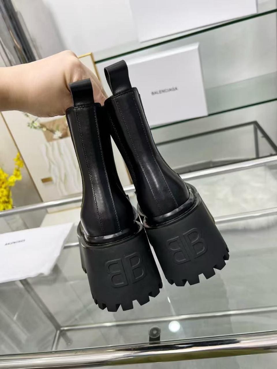 ботинки челси баленсиага женские,сапоги balenciaga,ботинки balenciaga,ботинки баленсиага,ботинки balenciaga tractor