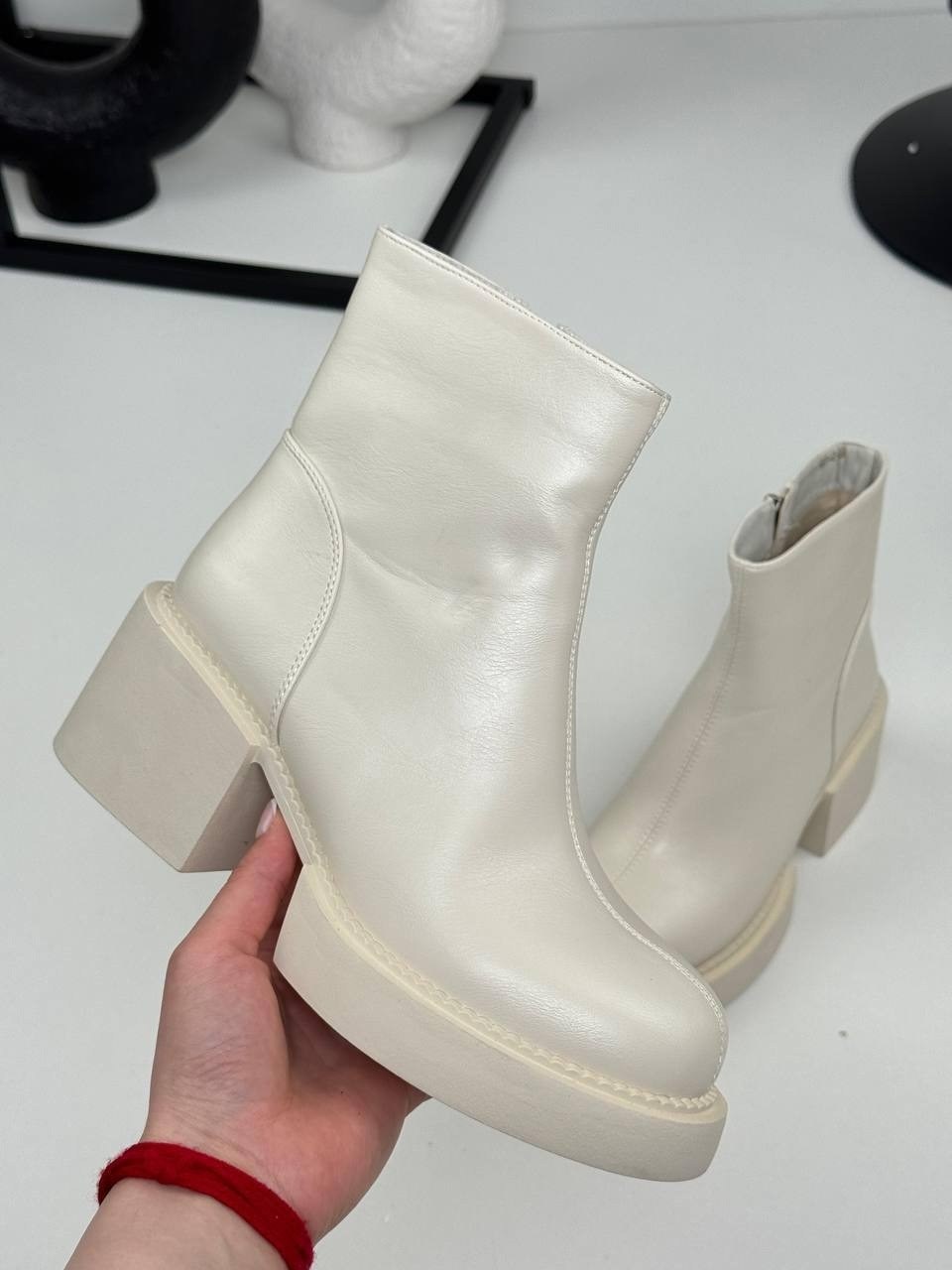 ,ботинки,ботинки женские,берцы баленсиага женские,ботинки бежевые женские весна