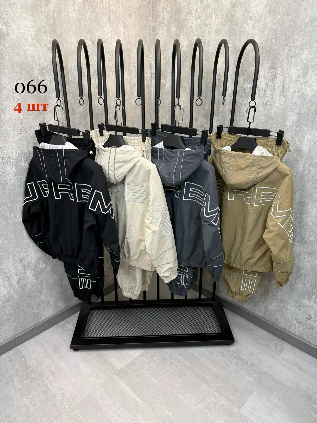 спортивный костюм живанши мужской,спортивный костюм givenchy,спортивный костюм прада,спортивный костюм prada,костюм спортивный celine