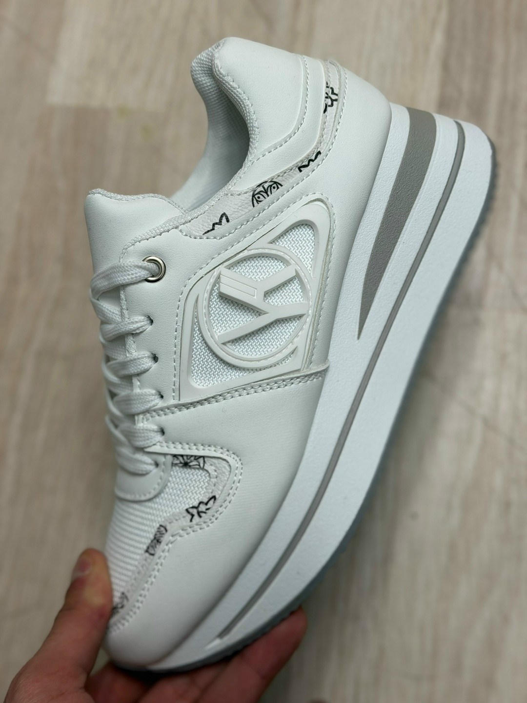 кроссовки женскиe,кроссовки,кроссовки кроссовки женские,кроссовки эко,кроссовки для женщин