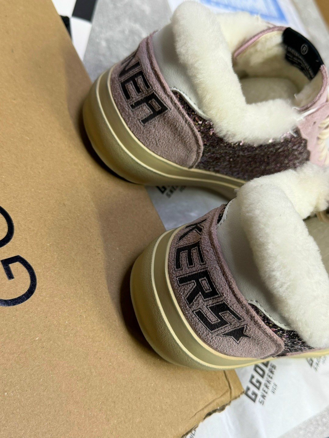 кеды зимние с натуральным мехом golden goose premium shoes,,кеды зимние с натуральным мехом golden goose,кроссовки golden goose,кроссовки с мехом