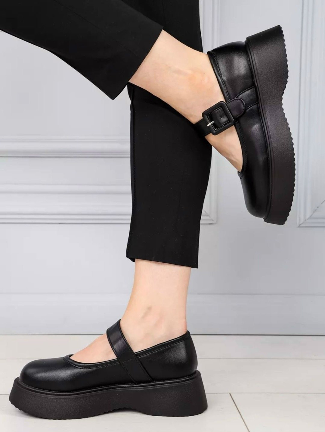 туфли мэри джейн на массивной подошве,школьные туфли кожаные мэри джейн eiffelina,туфли мэри джейн на платформе 2025,туфли мэри джейн,туфли мэри джейн женские 2025