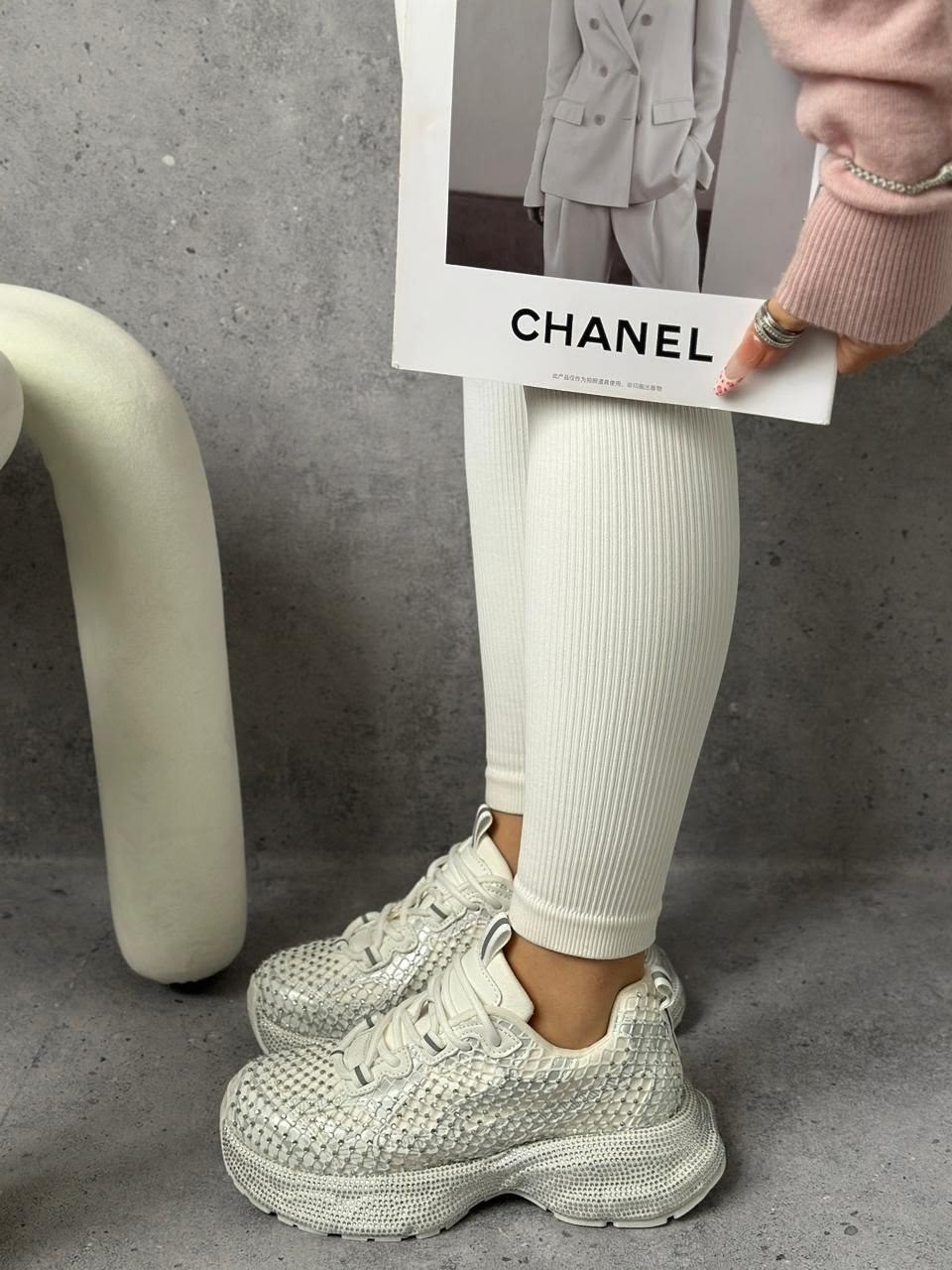 женские кроссовки,кроссовки в стразах,кроссовки модные,кроссовки баленсиага,блестящие кроссовки