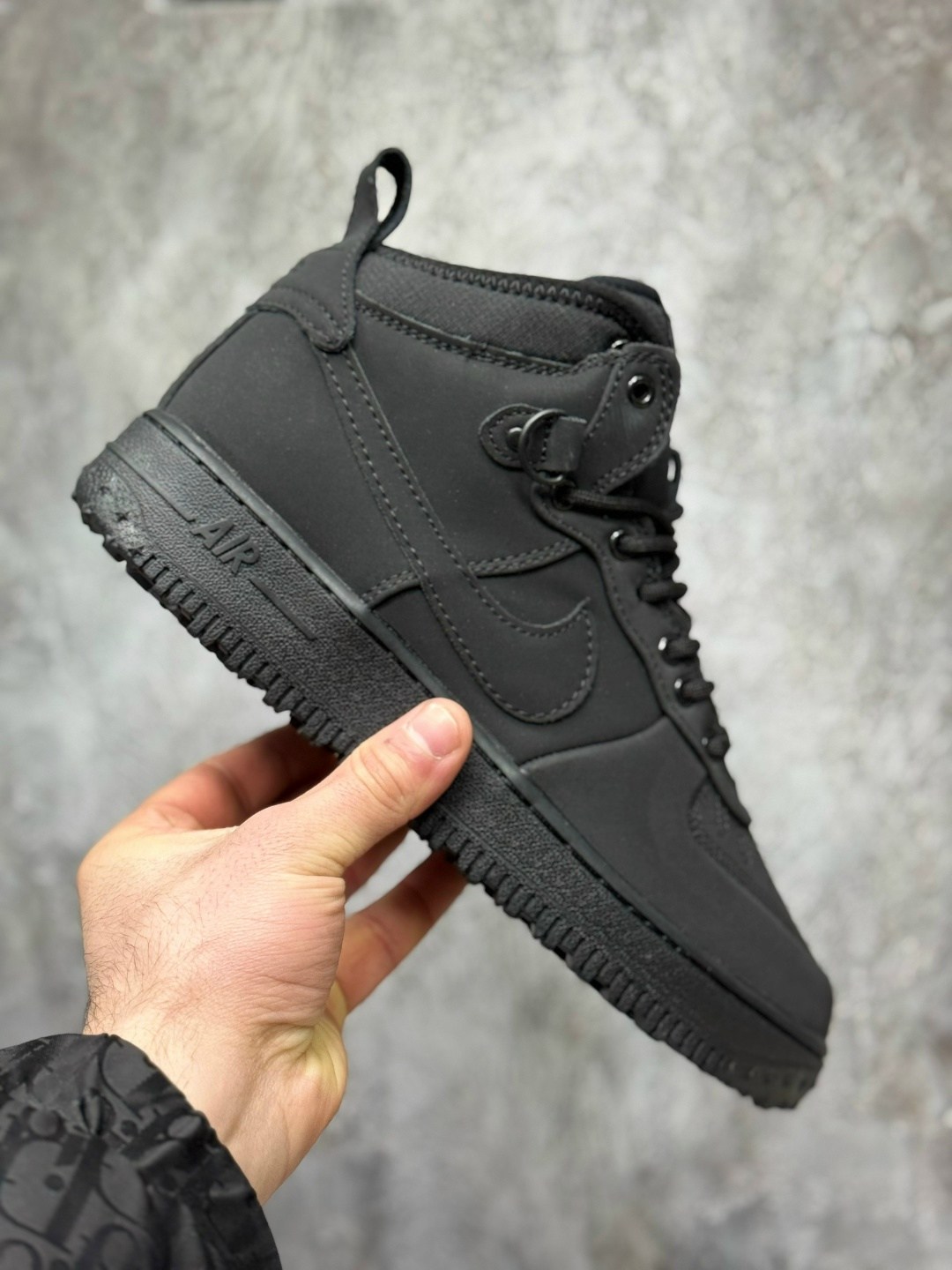 зимние кроссовки nike air force,зимние кроссовки nike air force 1,зимние кроссовки nike air force 1 mid цвет черный,кросcовки nike air force 1,зимние кроссовки nike