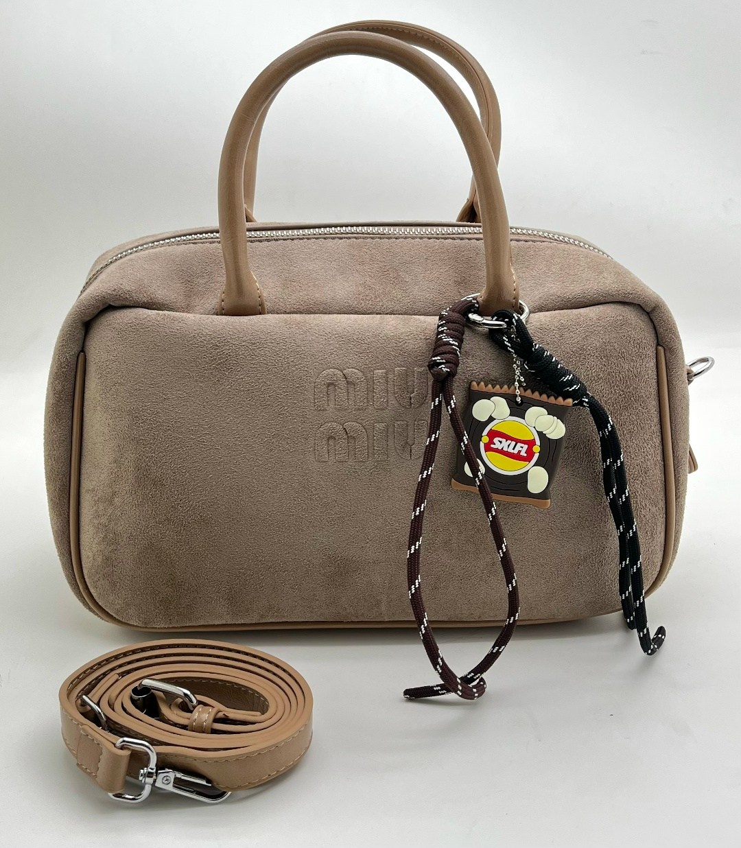 сумка miu miu,замшевая чёрная сумка miu miu 28x13 см,сумка,замшевая сумка,сумка женская