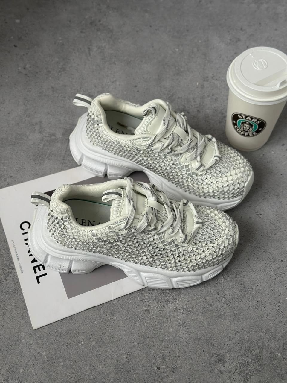 женские кроссовки,кроссовки в стразах,кроссовки модные,кроссовки баленсиага,блестящие кроссовки