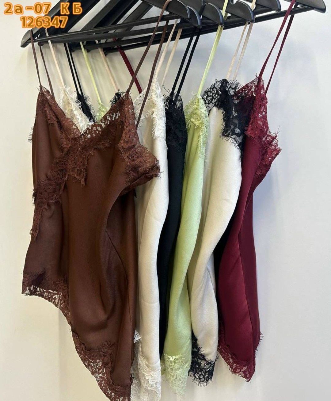 майка с кружевами,майка с кружевом,топ с кружевом,кружевная майка,шелковая майка с кружевом