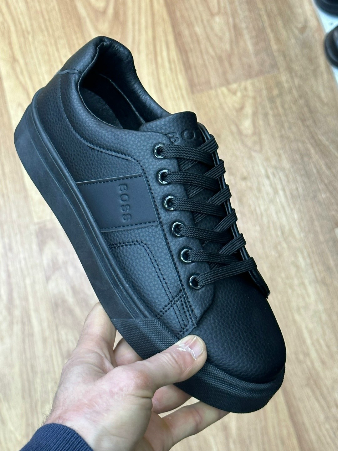 ,кеды молодежные,белые кеды,обуви,кеды модные