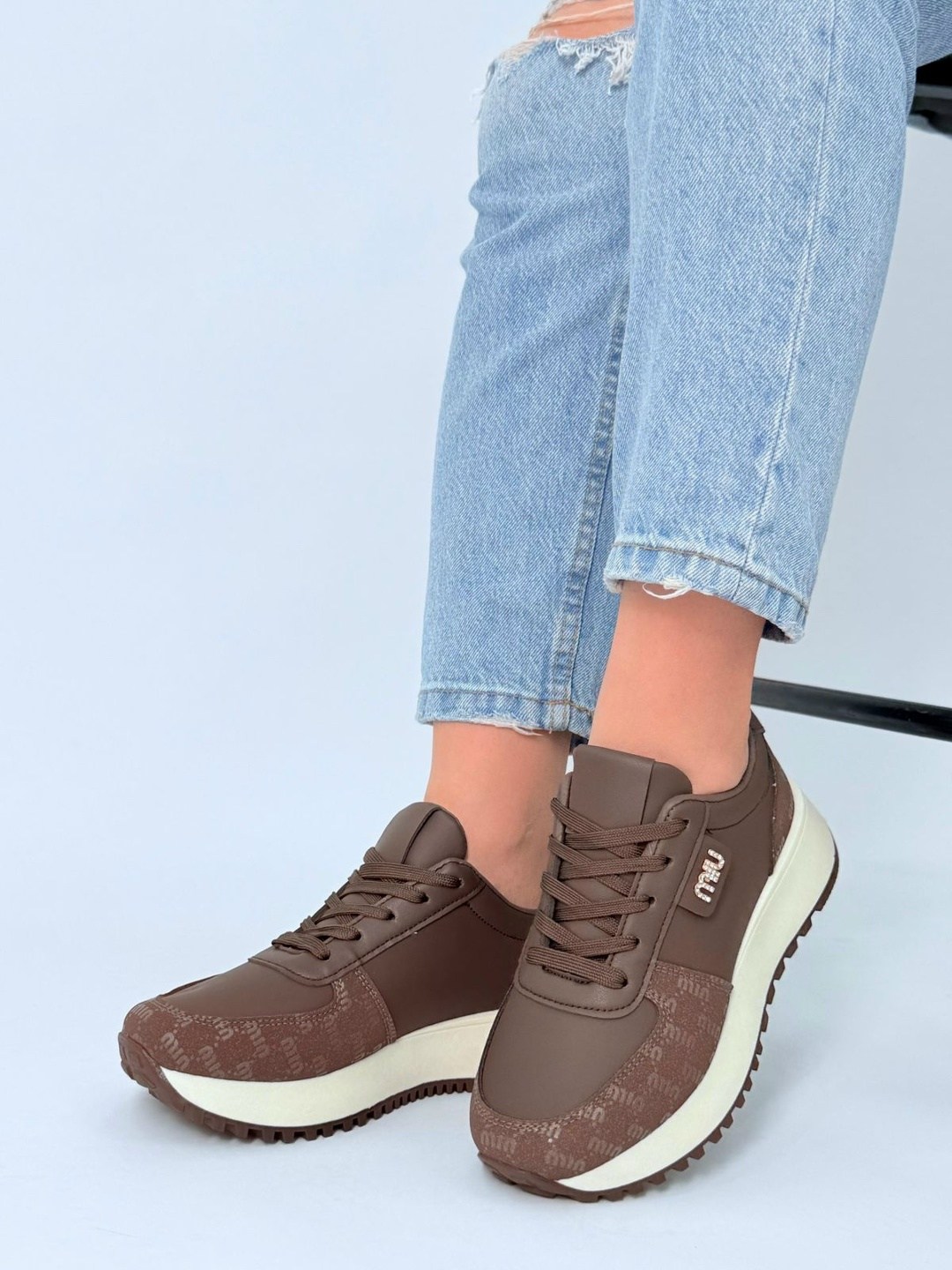 ,кроссовки женскиe,коричневые кроссовки,кроссовки для женщин, спортивные