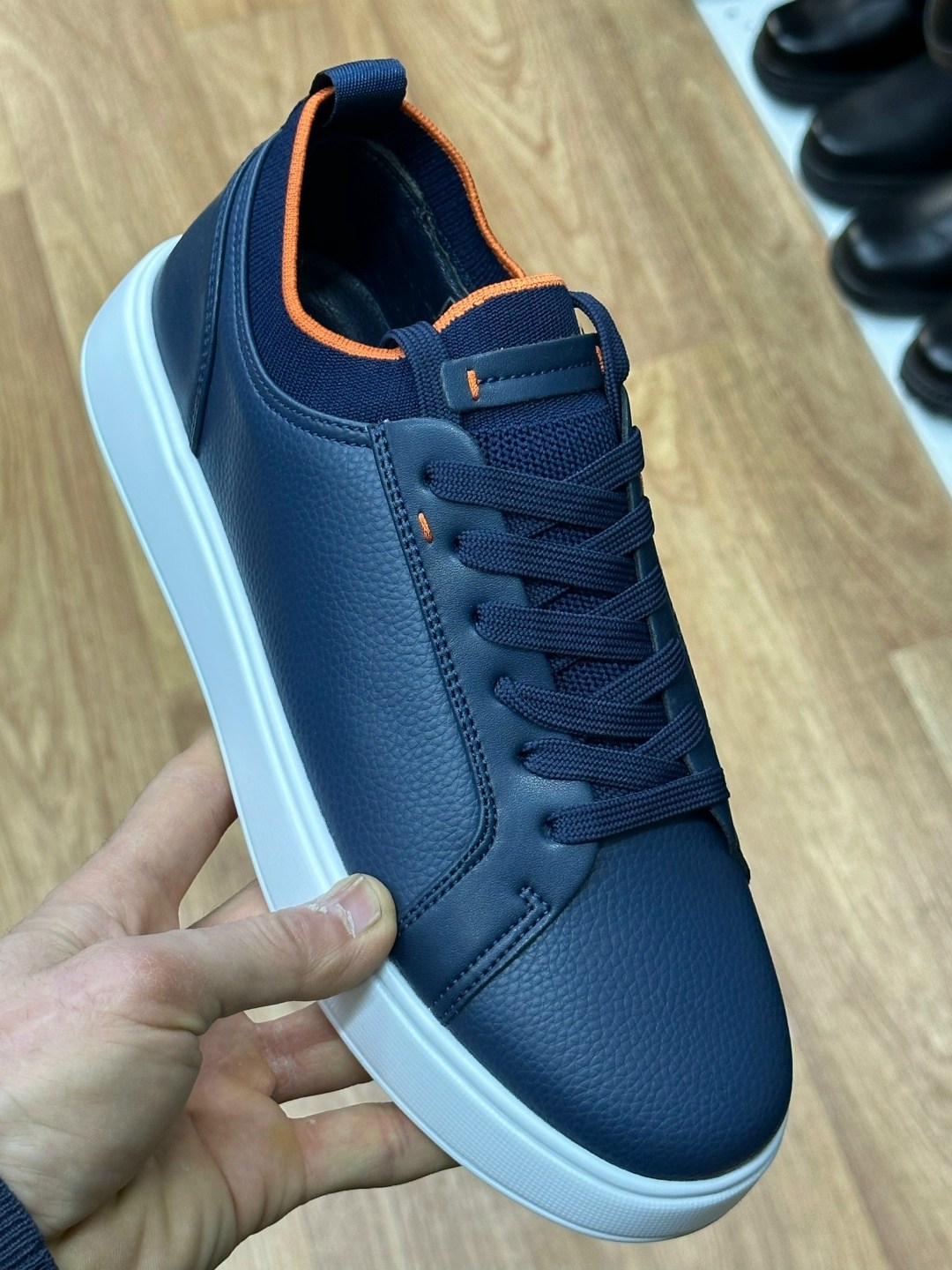 ,кеды молодежные,белые кеды,обуви,кеды модные