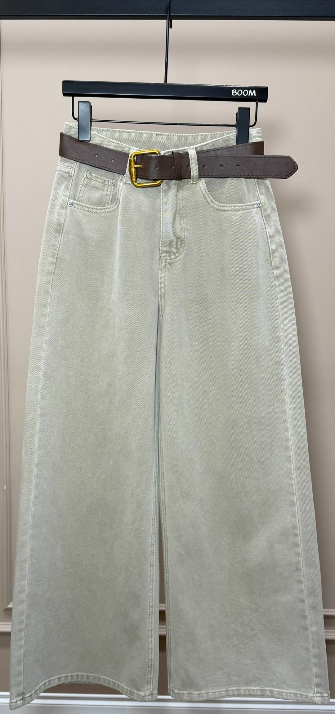 широкие джинсы,джинсы женские широкие,женские джинсы,модные джинсы,джинсовые брюки