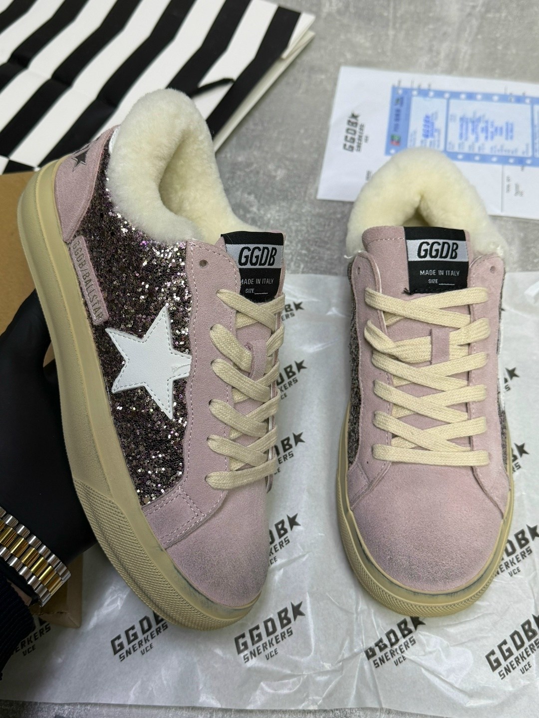 кеды зимние с натуральным мехом golden goose premium shoes,,кеды зимние с натуральным мехом golden goose,кроссовки golden goose,кроссовки с мехом