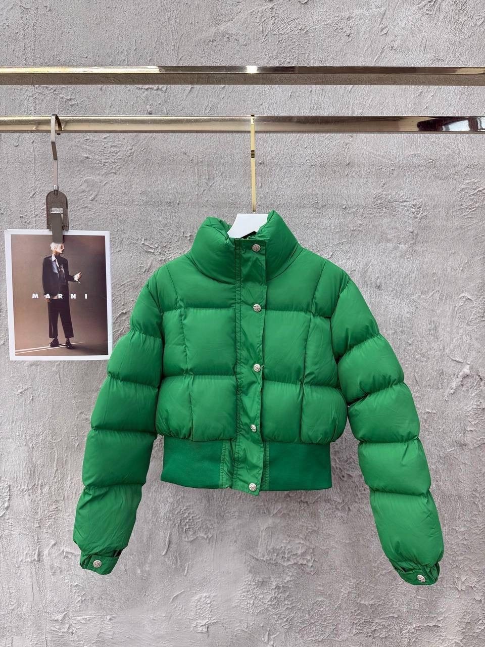 пуховик боттега венета зеленый,куртка женская,повседневная куртка,короткая куртка,модная куртка