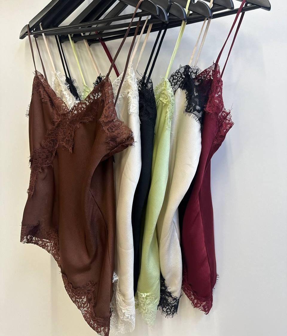 шелковый топ,майка с кружевами,топ с кружевом,топ шелковый с кружевом,майка шелковая