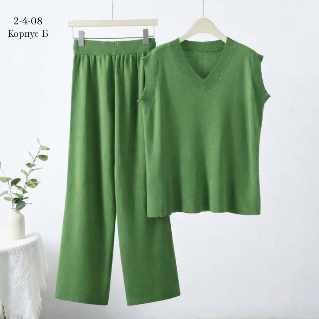 женский трикотажный костюм из двух предметов,женский трикотажный костюм,костюм трикотажный,женский вязаный жилет,трикотажные брюки