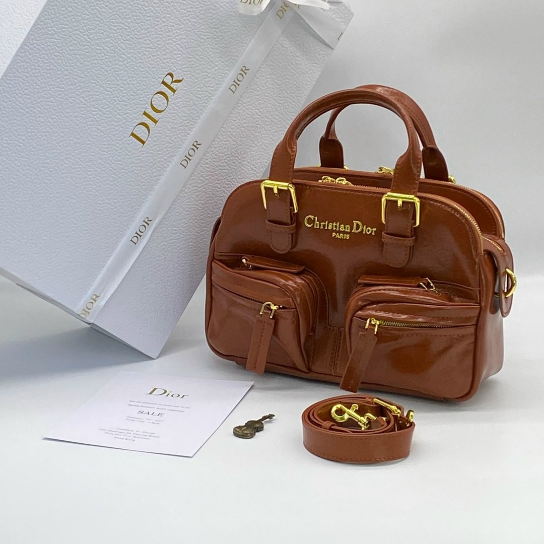 dior сумка,сумка женская dior,сумка через плечо christian dior,сумка,сумка dior кросс боди