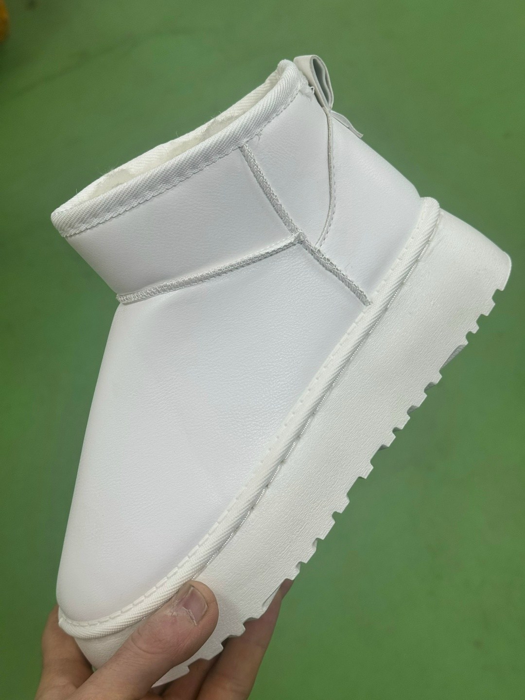 угги женские,угги белые,зимние женские угги,угги белые женские,